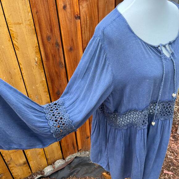 Vintage S.R. Fashion Rayon Bell Sleeve Tunic - Picture 3 of 6